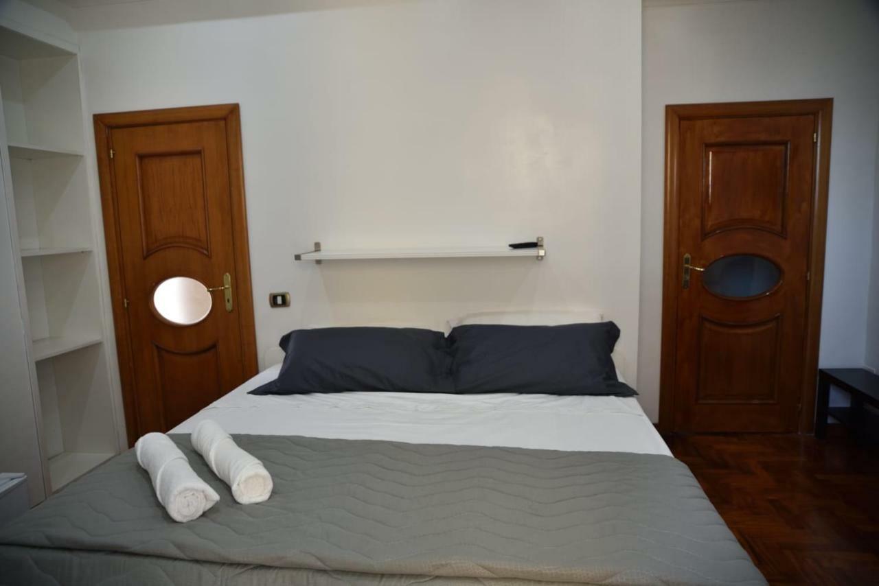 B&B Terronia Neapel Exterior foto